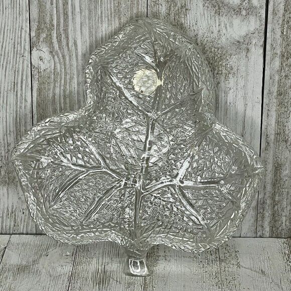 Vintage Romanian Pressed Crystal Leaf Shaped Divided Serving Dish - Picture 2 of 3